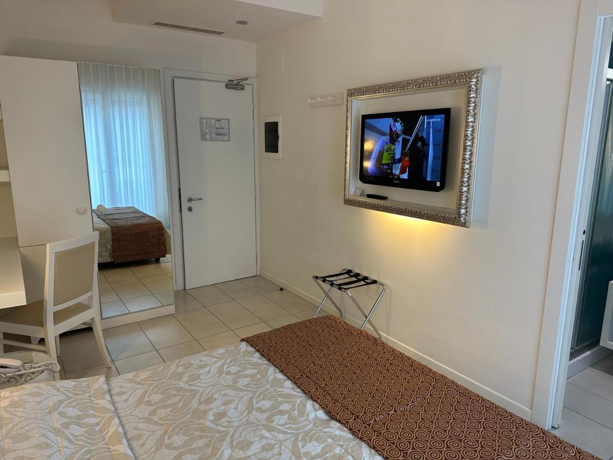 Hotel Albatros Lido di Jesolo Exterior foto